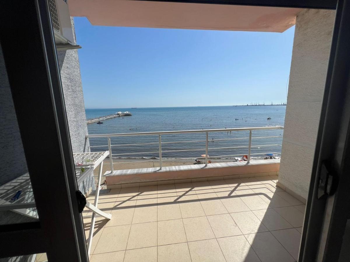 Blue Sky Apartaments Durrës Extérieur photo