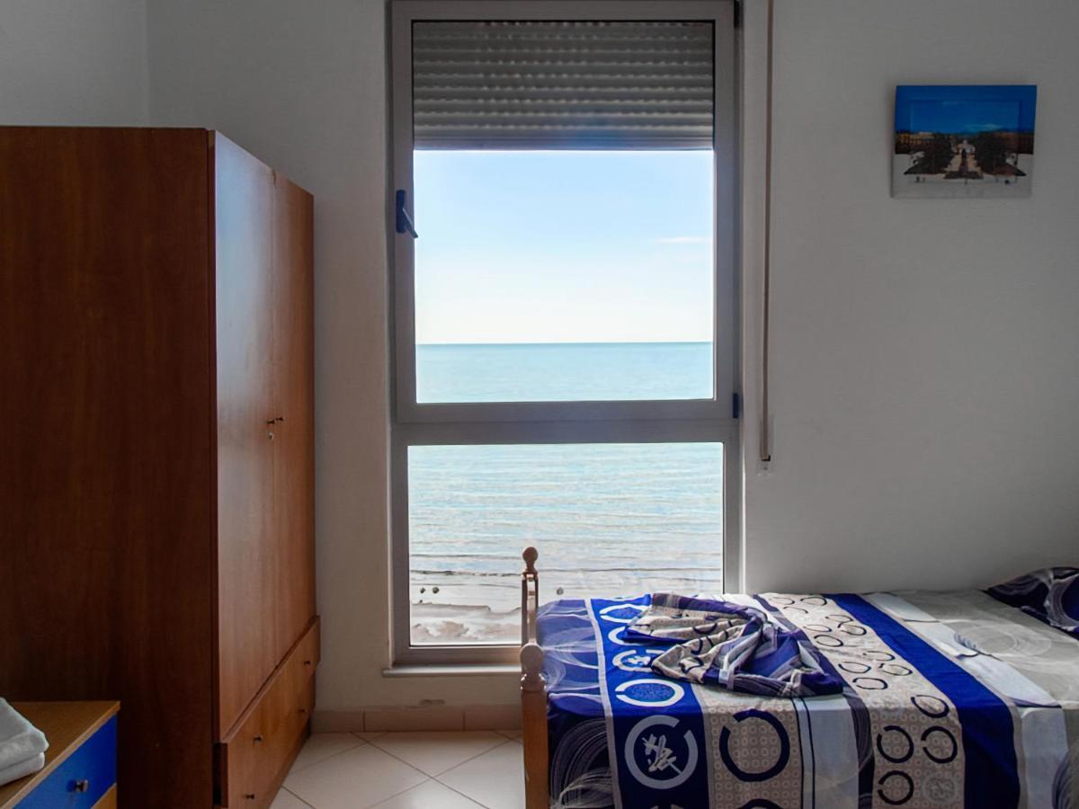 Blue Sky Apartaments Durrës Extérieur photo